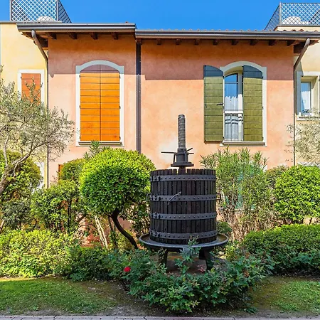 Apartman Borgo Del Torchio Manerba del Garda