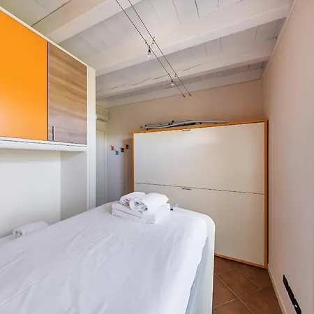 Borgo Del Torchio Apartment Manerba del Garda
